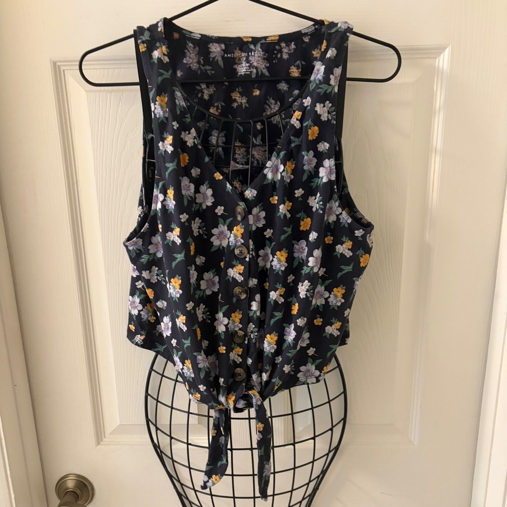 American Eagle Tank Top Womens XL Dark Floral Button Front Tie Hem Sleeveless